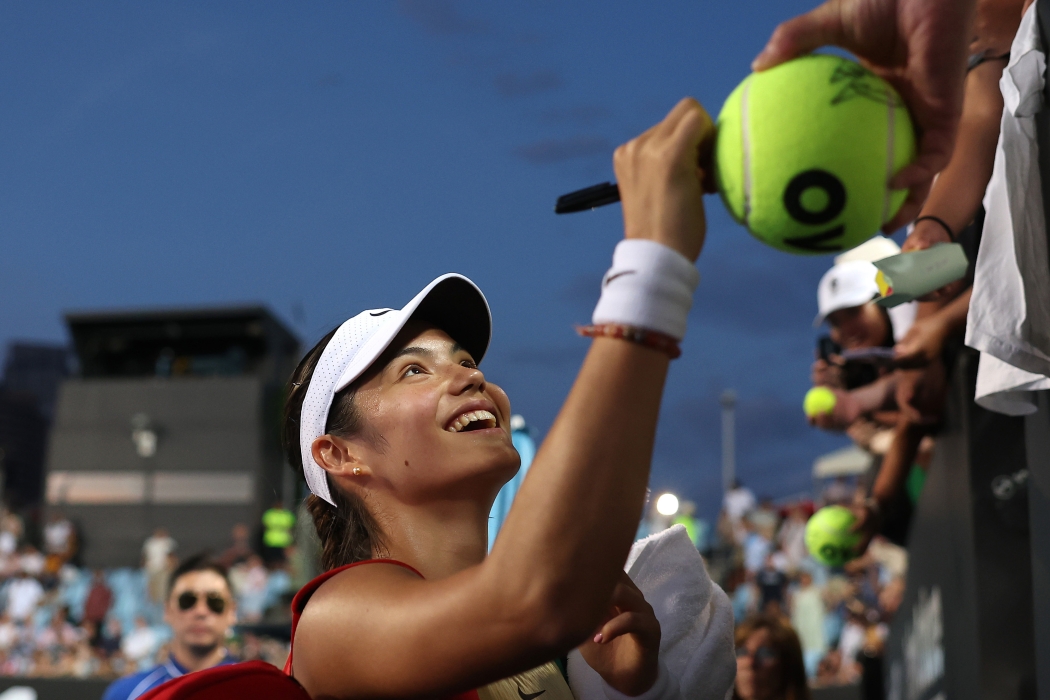 emma-raducanu_australian-open-getty-160124_d3_03