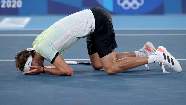 Alexander Zverev beat Karen Khachanov for Olympics singles gold at Tokyo 2020